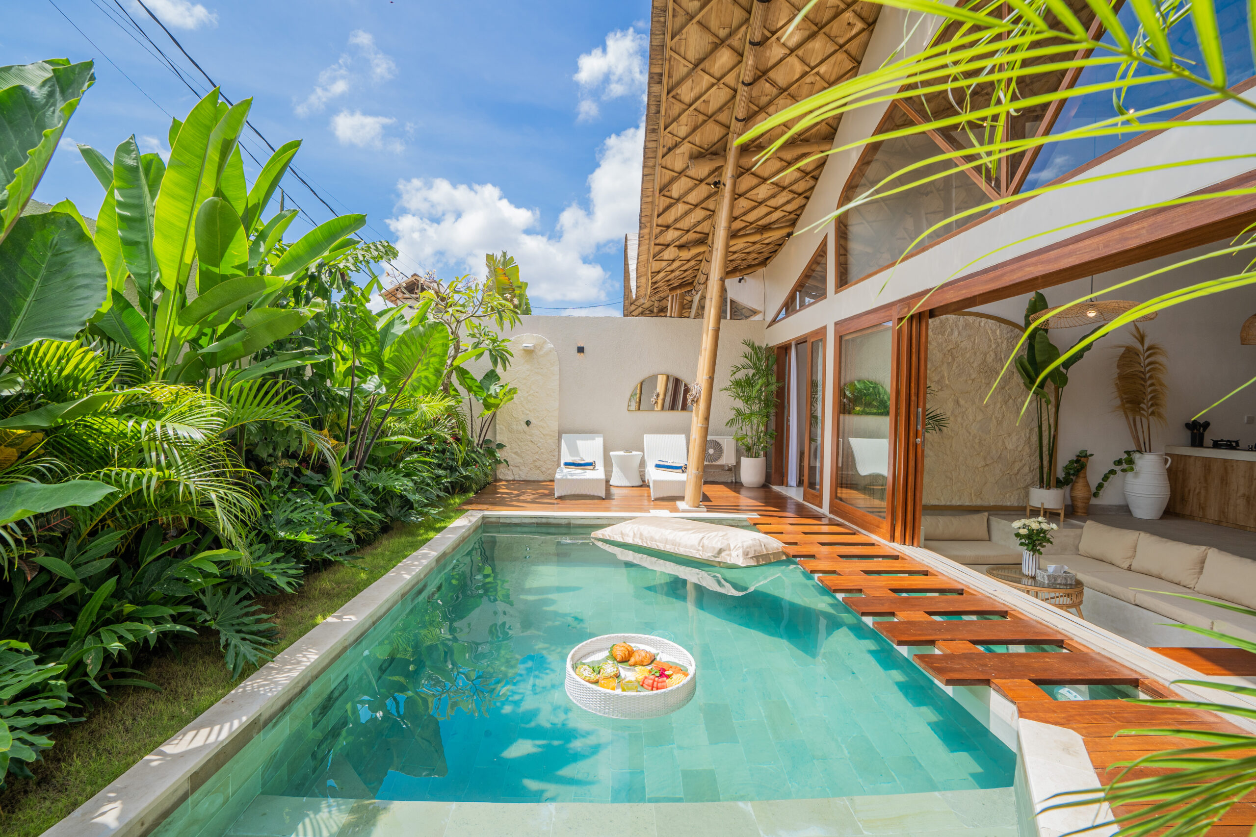 Villa Melambai Ensoleillé. Villa à vendre à Bali.